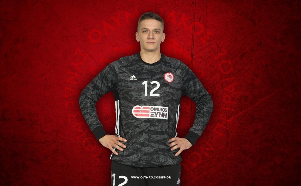 Τέσσερις ανανεώσεις για το τμήμα χάντμπολ του Ολυμπιακού