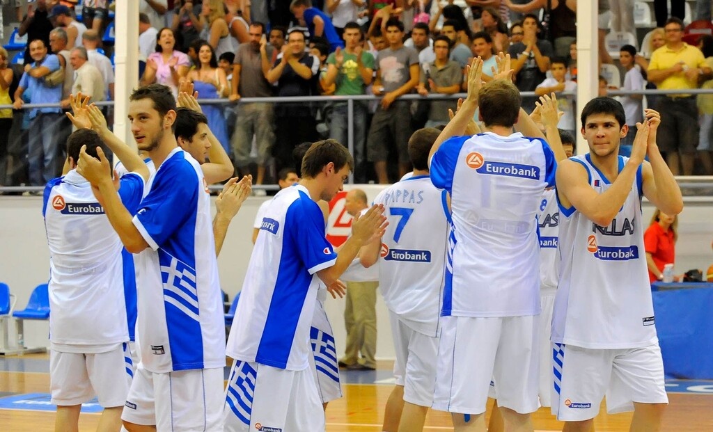 Όταν οι «χρυσοί νέοι» ανέβηκαν στην κορυφή της Ευρώπης (video+photos)