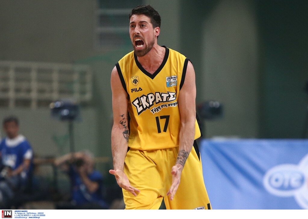 ΓΙΑΝΝΗΣ ΑΘΗΝΑΙΟΥ: ΑΕΚ (2014-15), Ολυμπιακός (2015-17), Παναθηναϊκός (2019-20)