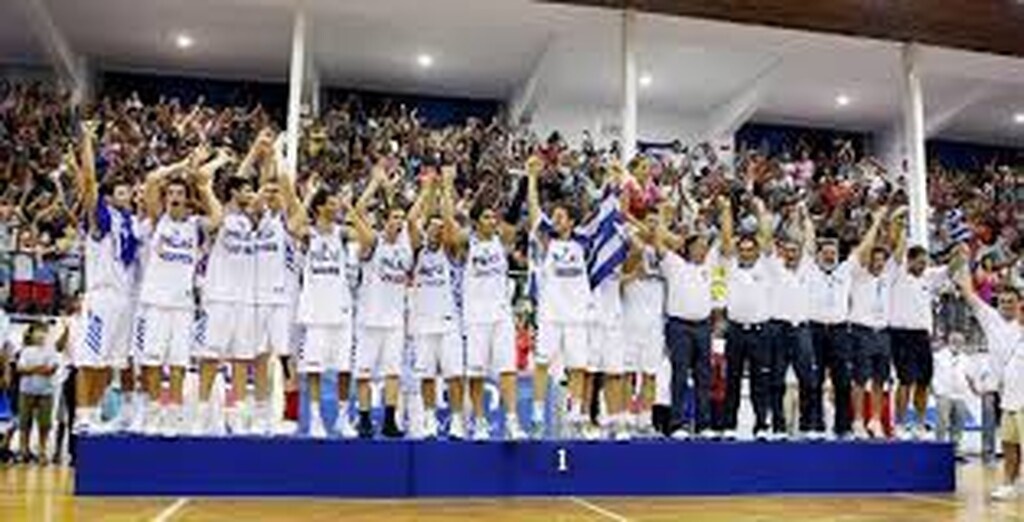 Όταν οι «χρυσοί νέοι» ανέβηκαν στην κορυφή της Ευρώπης (video+photos)