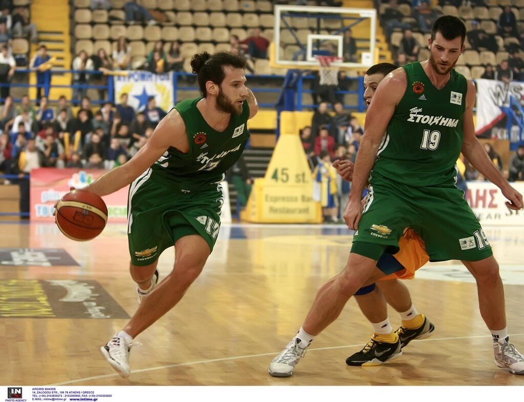 ΧΑΡΗΣ ΓΙΑΝΝΟΠΟΥΛΟΣ: Ολυμπιακός (2008-09), Παναθηναϊκός (2012-13), ΑΕΚ (2018-2002)