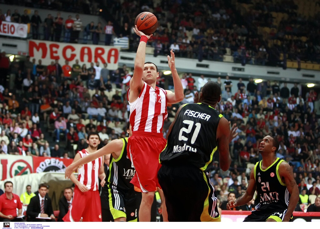 ΛΟΥΚΑΣ ΜΑΥΡΟΚΕΦΑΛΙΔΗΣ: Ολυμπιακός (2007-11), Παναθηναϊκός (2013-15), ΑΕΚ (2015-16, 2017)