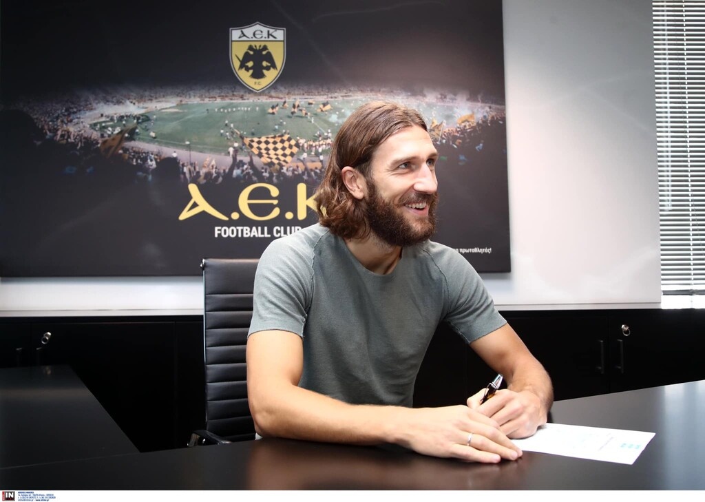 Τσιγκρίνσκι: «Το πρωτάθλημα με την ΑΕΚ ήταν από τα πιο σημαντικά μου επιτεύγματα»