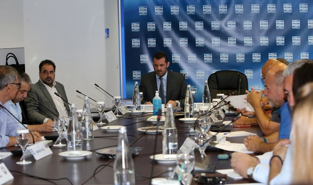 Super League 1: Επιμένουν για 14 ομάδες