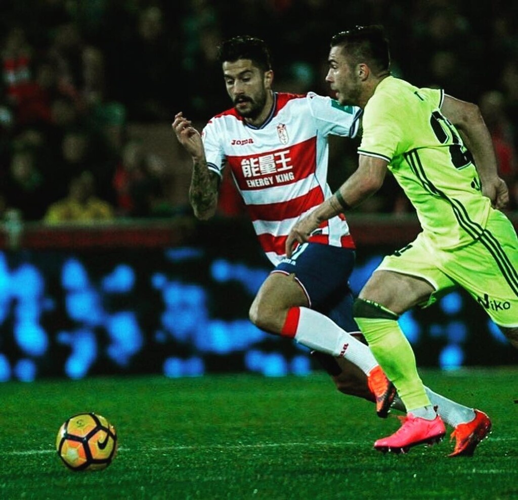 Με τη Γρανάδα.