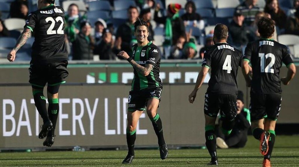 Αναγεννήθηκε στην Αυστραλία.