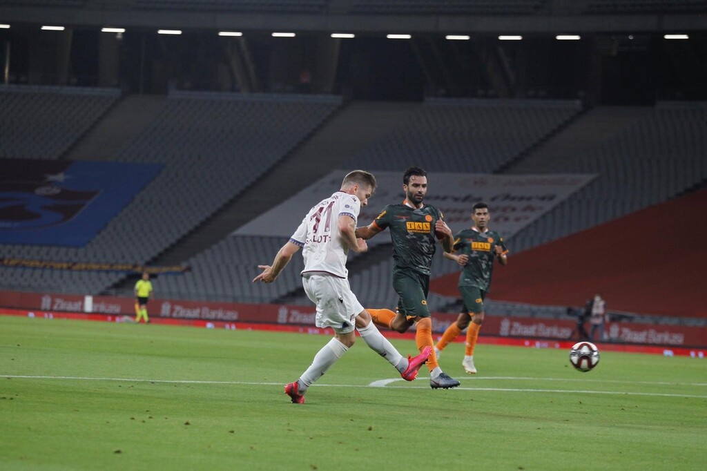Τράμπζονπορ-Αλάνιασπορ 2-0: Πικρός τελικός για τα ελληνόπουλα (video+photos)