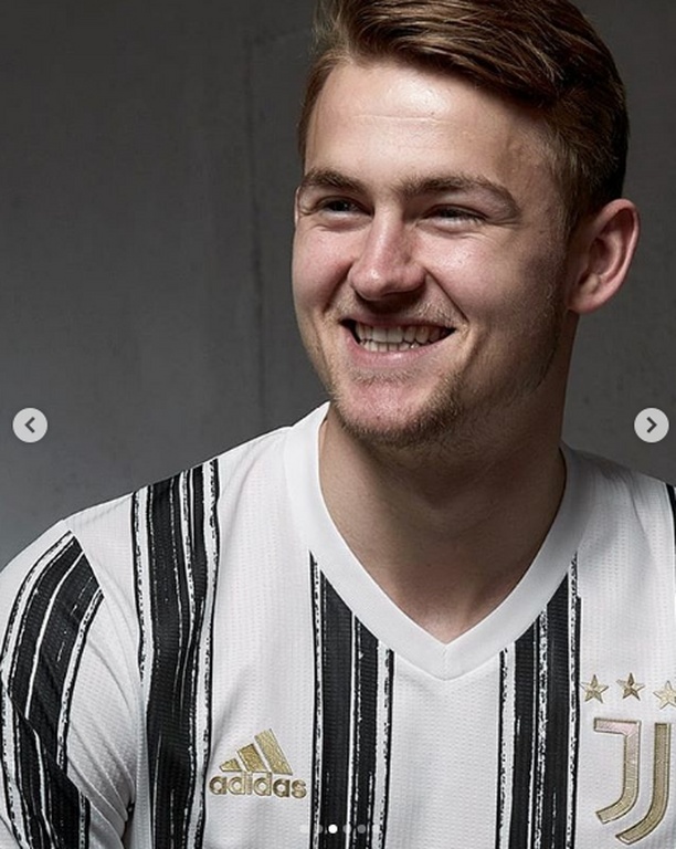 Γιουβέντους: Αποκάλυψη στη νέα εμφάνιση (photos)