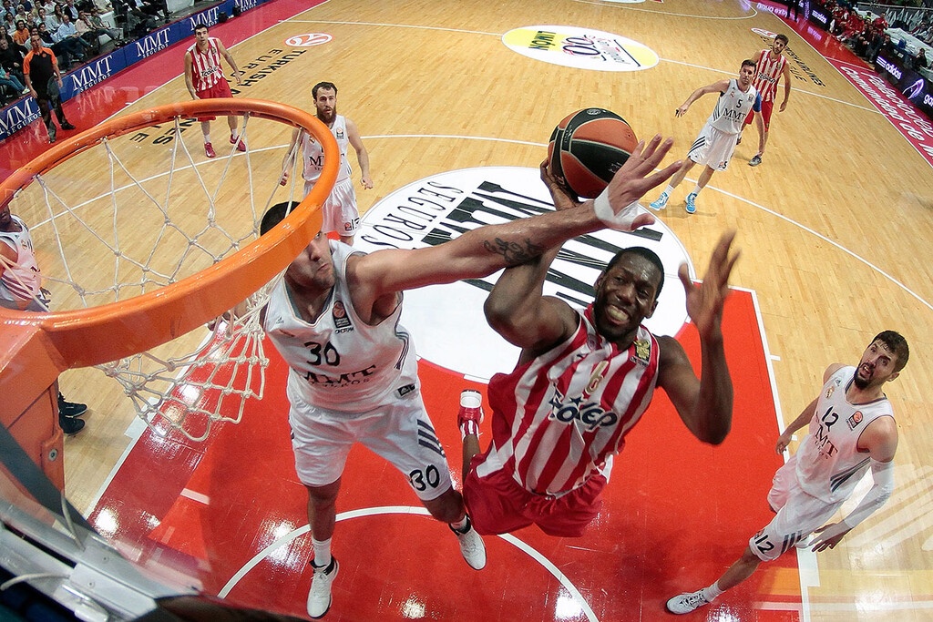 ΜΠΡΑΪΑΝΤ ΝΤΑΝΣΤΟΝ (2013/14)