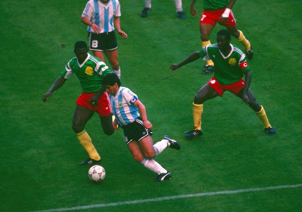 Θρήνος: «Έφυγε» ο αρχηγός του Καμερούν στο Μουντιάλ του 1990 (photos)