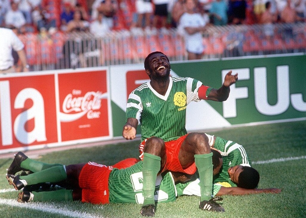 Θρήνος: «Έφυγε» ο αρχηγός του Καμερούν στο Μουντιάλ του 1990 (photos)