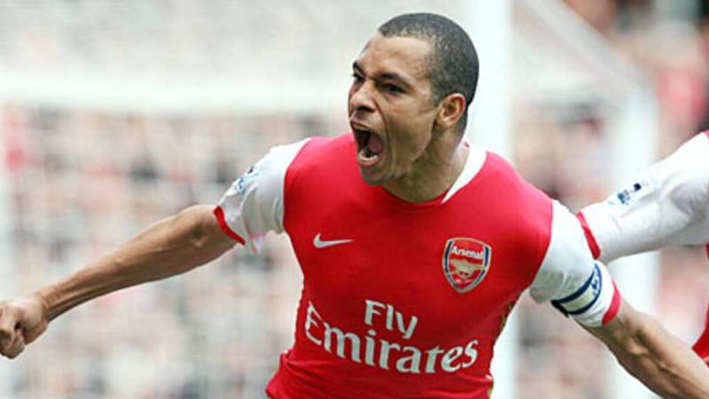 Πανηγύρισε ο Ζιλμπέρτο το Κύπελλο της Άρσεναλ!