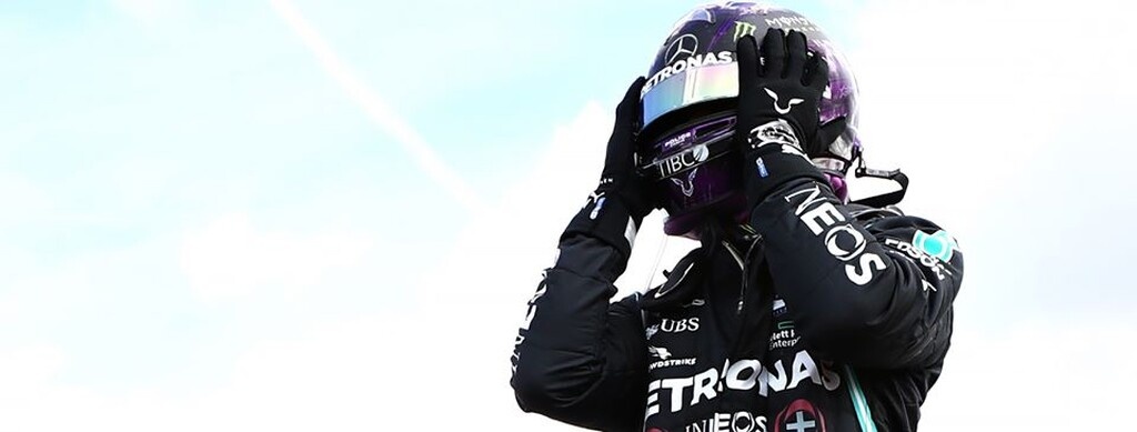 Τι έκανε πάλι ο άνθρωπος! Ο επικός τερματισμός του Χάμιλτον χωρίς μία ρόδα (video+photos)