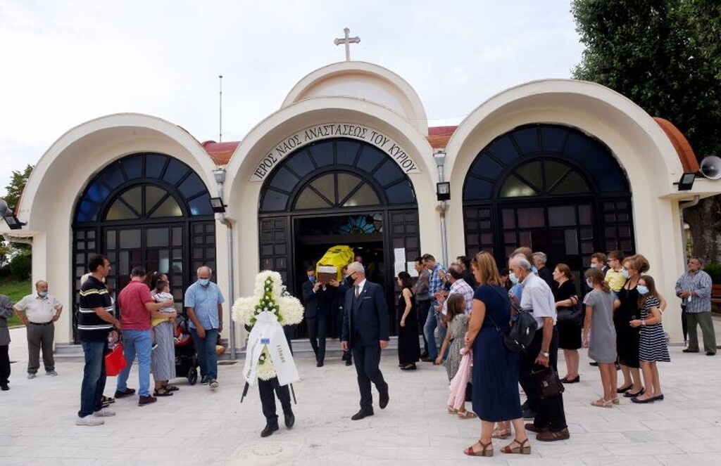 Άρης: Το τελευταίο «αντίο» στον Γιάννη Ψηφίδη (photos)