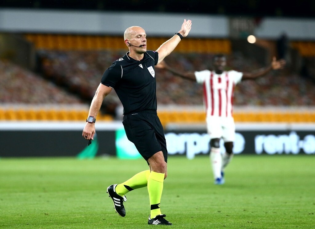 Γουλβς-Ολυμπιακός: Διαδικτυακό πέσιμο των «ερυθρόλευκων» οπαδών στον Μαρτσίνιακ