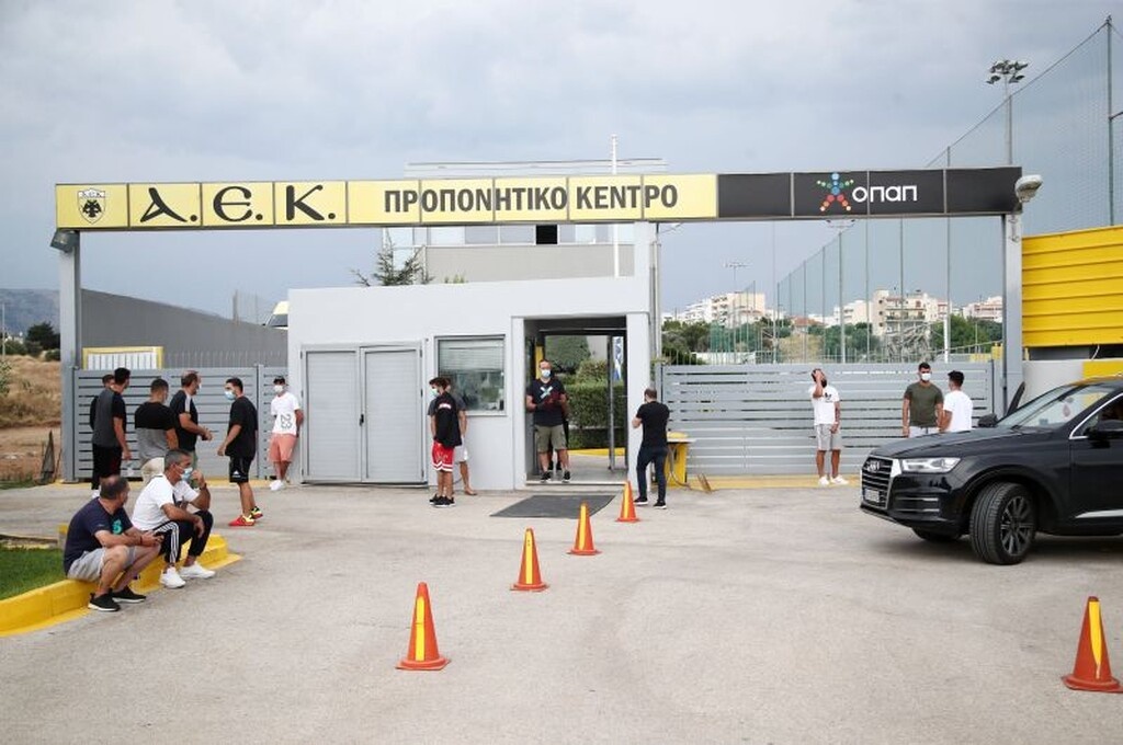 ΑΕΚ: Ολοκληρώθηκαν τα τεστ για τον κορονοϊό, περιμένει αποτελέσματα