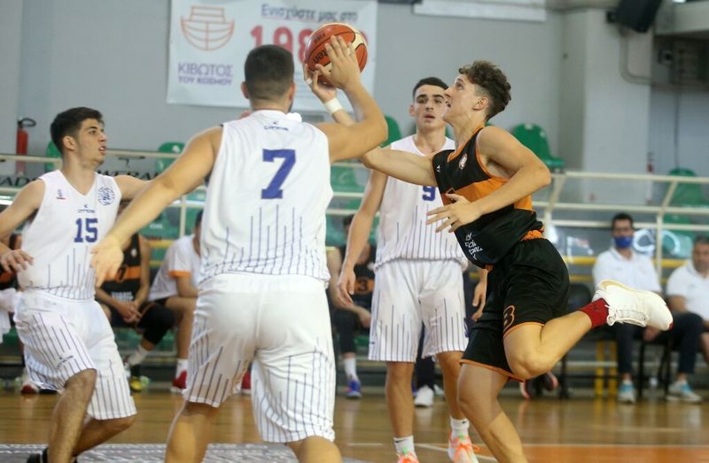 Αδιανόητη εμφάνιση Μαντζούκα με 57 πόντους στο Πανελλήνιο Εφήβων (videos+photos)