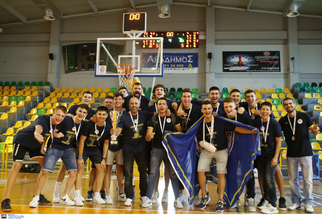 Νίκησε ο Ολυμπιακός και το… σήκωσε το Περιστέρι στους Έφηβους! (photos)