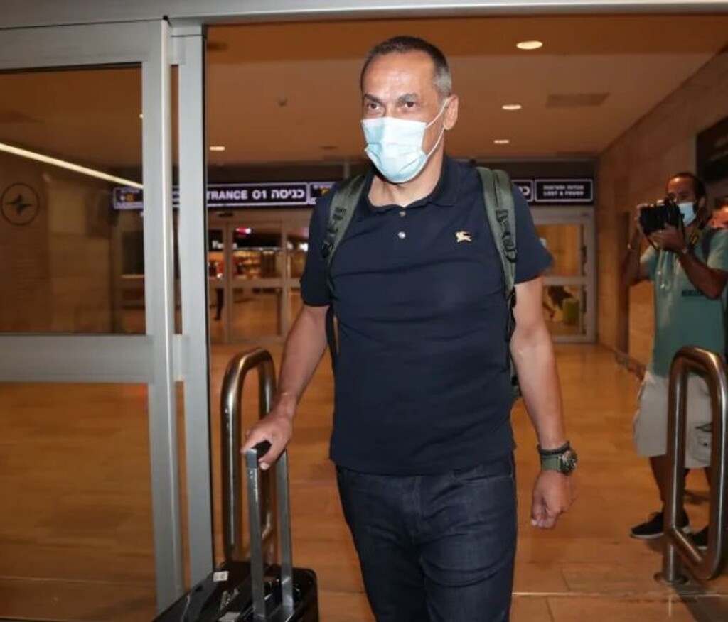 Στο Ισραήλ ο Δώνης, το ντεμπούτο του εξαρτάται από τον κορονοϊό! (video+photos)