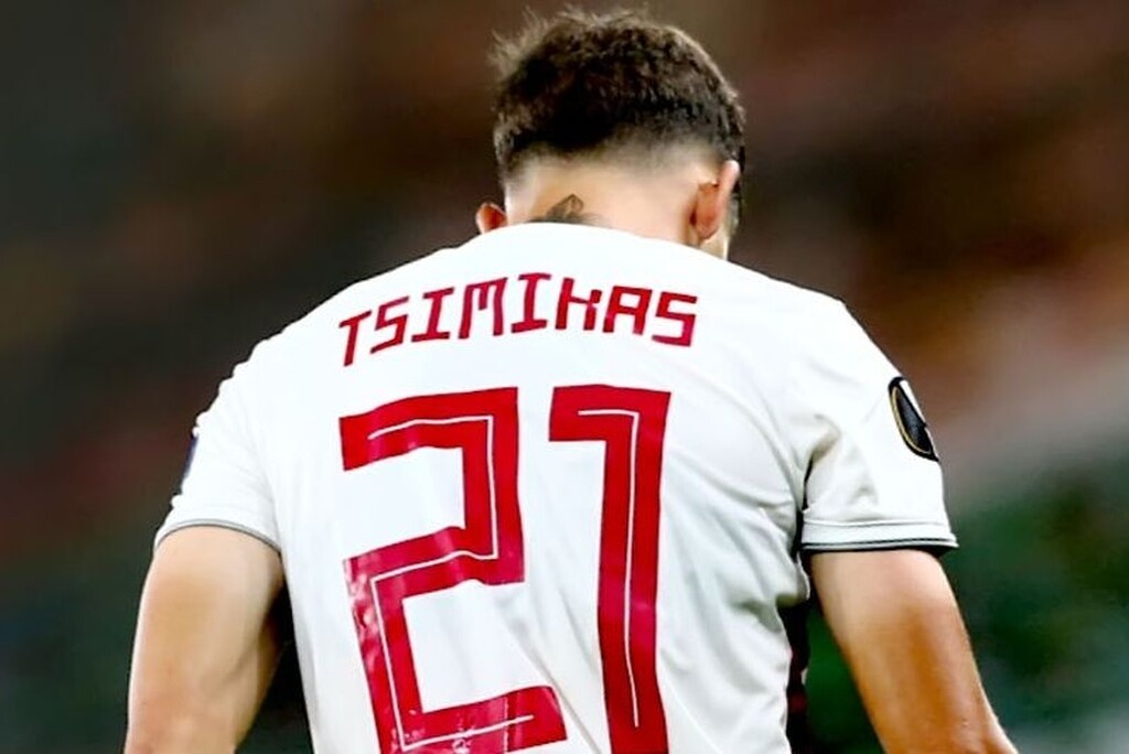 Κώστας Τσιμίκας: Με το «21» και στη Λίβερπουλ (photos)