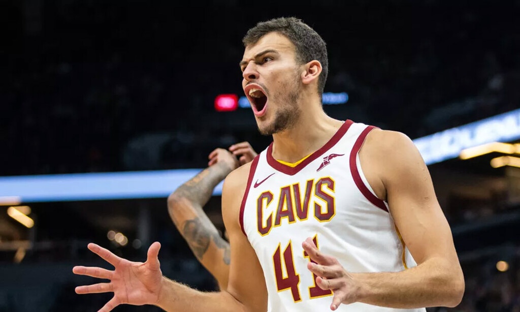 Ανατροπή με Ζίζιτς: Κλείνει στην Μακάμπι (photos)