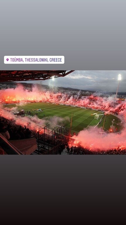 Το βράδυ της Δευτέρας (10/08), λοιπόν, πόσταρε μια φωτογραφία από τη... φλεγόμενη Τούμπα, προφανώς επειδή οι Θεσσαλονικείς κατάφεραν με τη στρατηγική τους να γίνει το ματς στη Θεσσαλονίκη και όχι σε ουδέτερο γήπεδο.