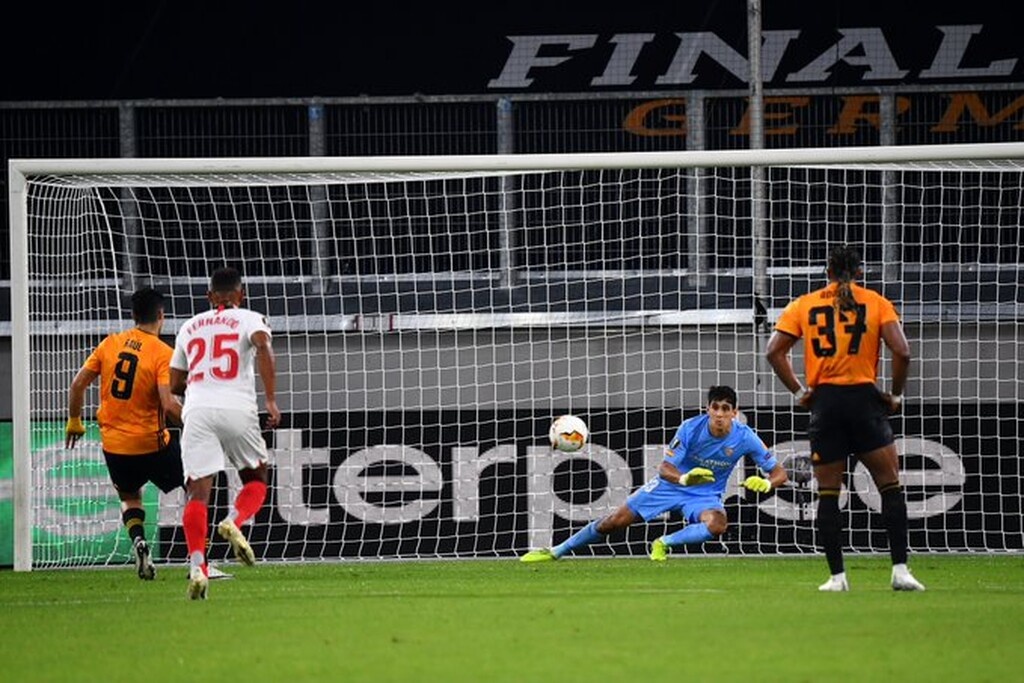 Γουλβς-Σεβίλλη: Έχασε πέναλτι ο Χιμένες, «φωνάζουν» οι Άγγλοι (video+photos)