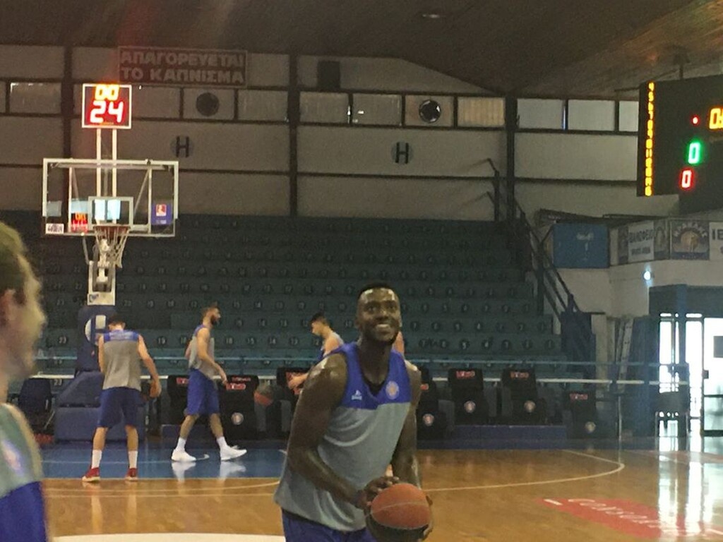 Έβαλαν… μπρος τις μηχανές στον Ηρακλή (photos)