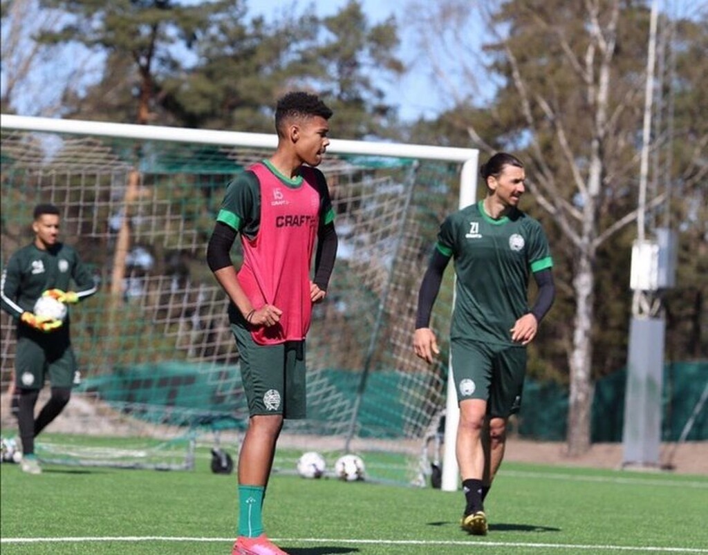 Ο Ζλάταν… πούλησε παίκτη στη Μίλαν! (video+photos)