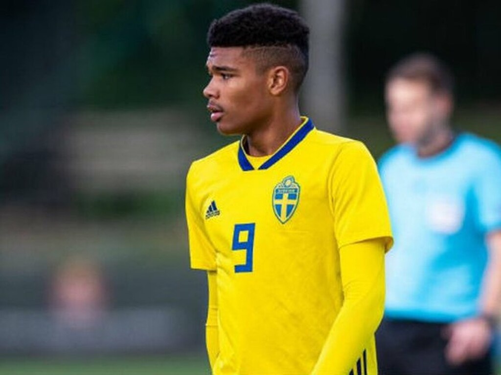 Ο Ζλάταν… πούλησε παίκτη στη Μίλαν! (video+photos)