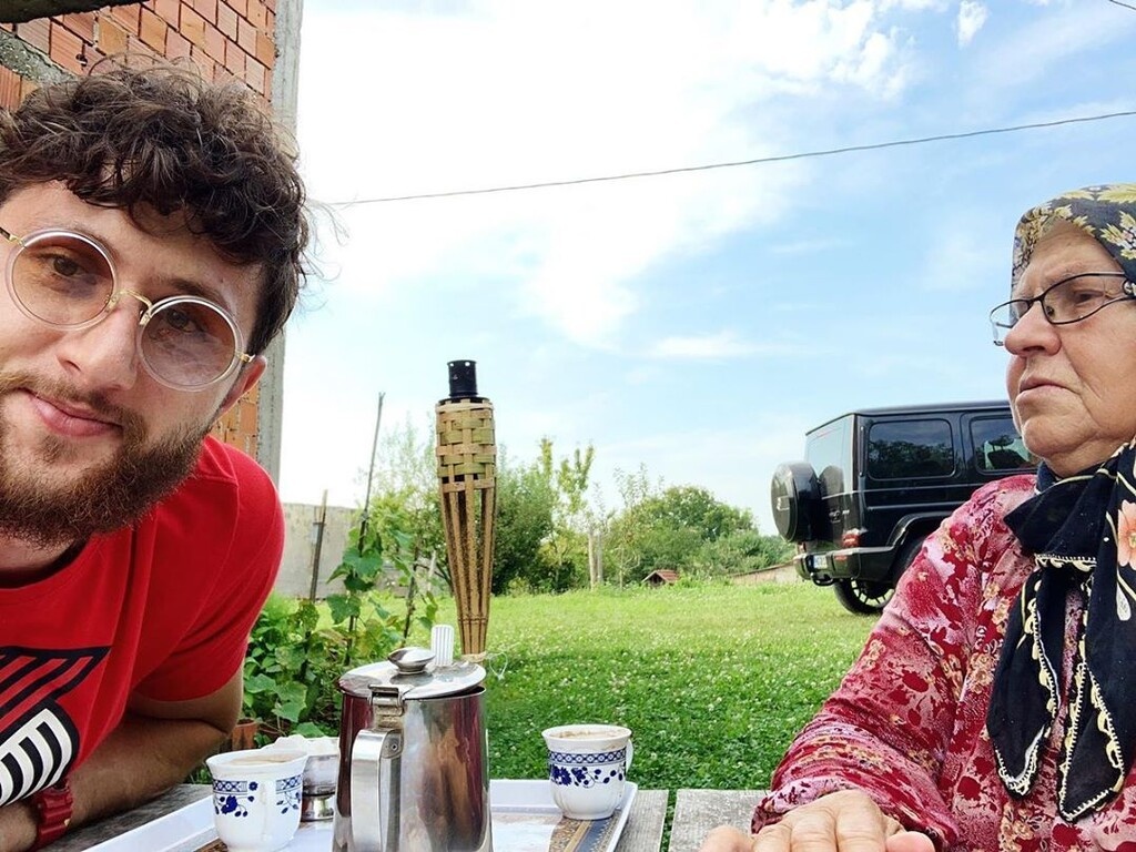 Θρήνος για τον Νούρκιτς: «Έφυγε» η γιαγιά του από κορονοϊό (photos)