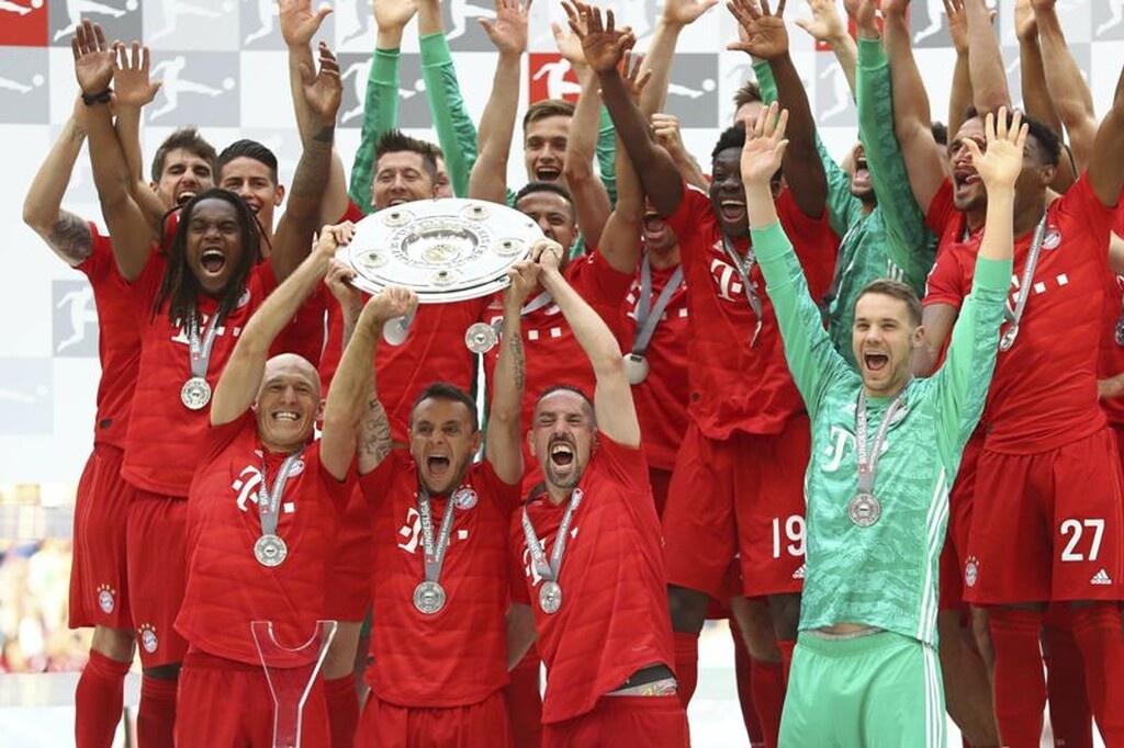 Συλλέκτης τίτλων! (Photos & Video)