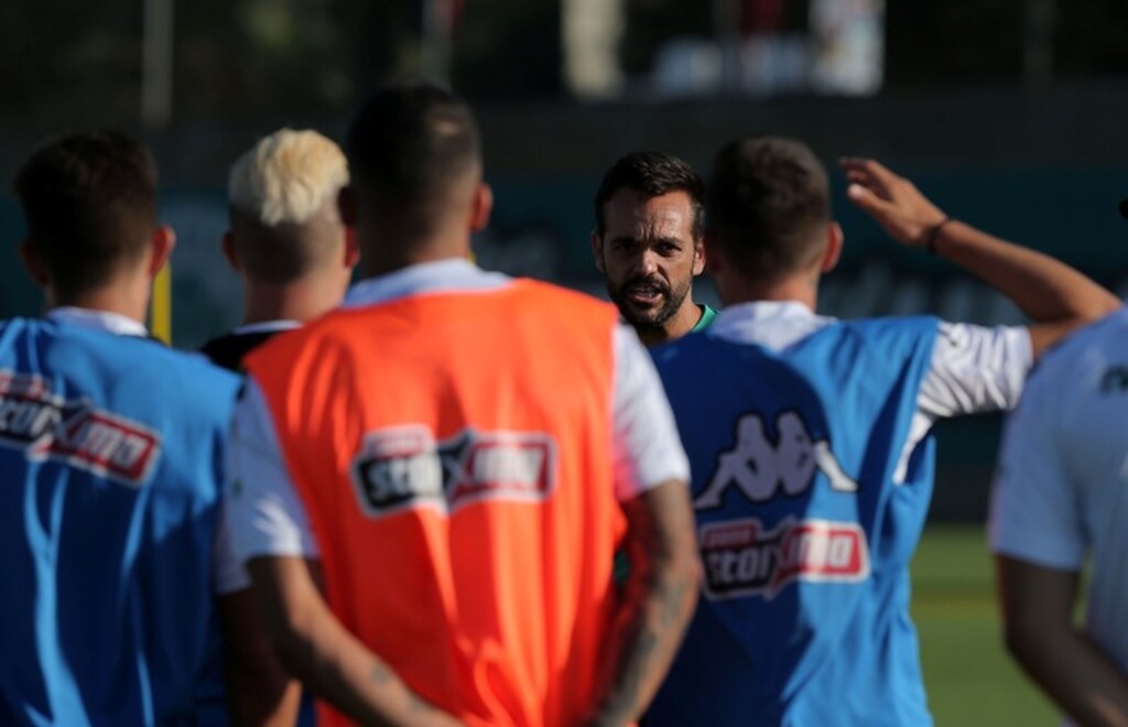 Ντάνι Πογιάτος: First… blood! (photos)