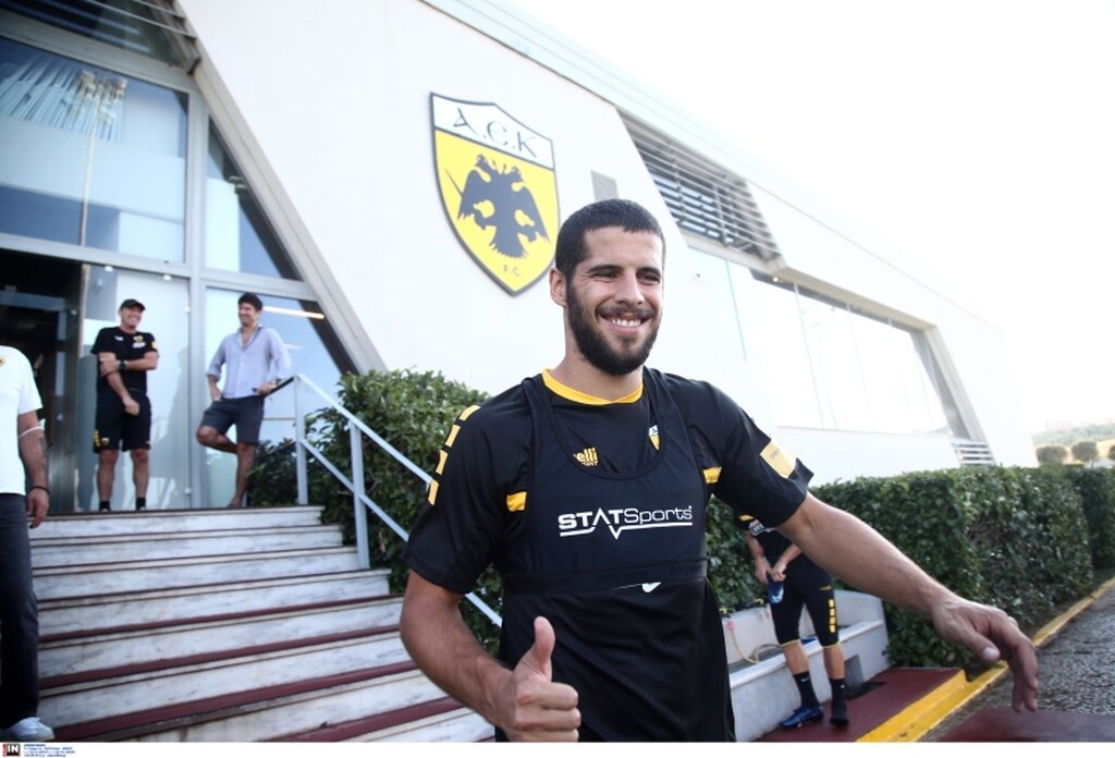 AEK: Ο Ινσούα με τα κιτρινόμαυρα (photos)