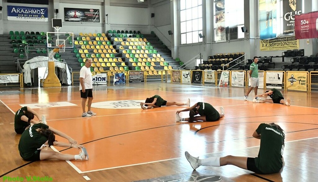 «Φίνα» η πρώτη προπόνηση για την γυναικεία ομάδα βόλεϊ του Παναθηναϊκού! (photos+video)