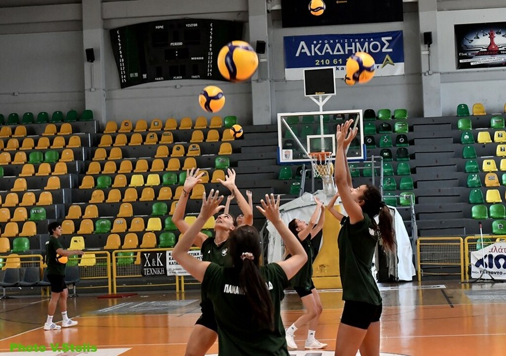 «Φίνα» η πρώτη προπόνηση για την γυναικεία ομάδα βόλεϊ του Παναθηναϊκού! (photos+video)