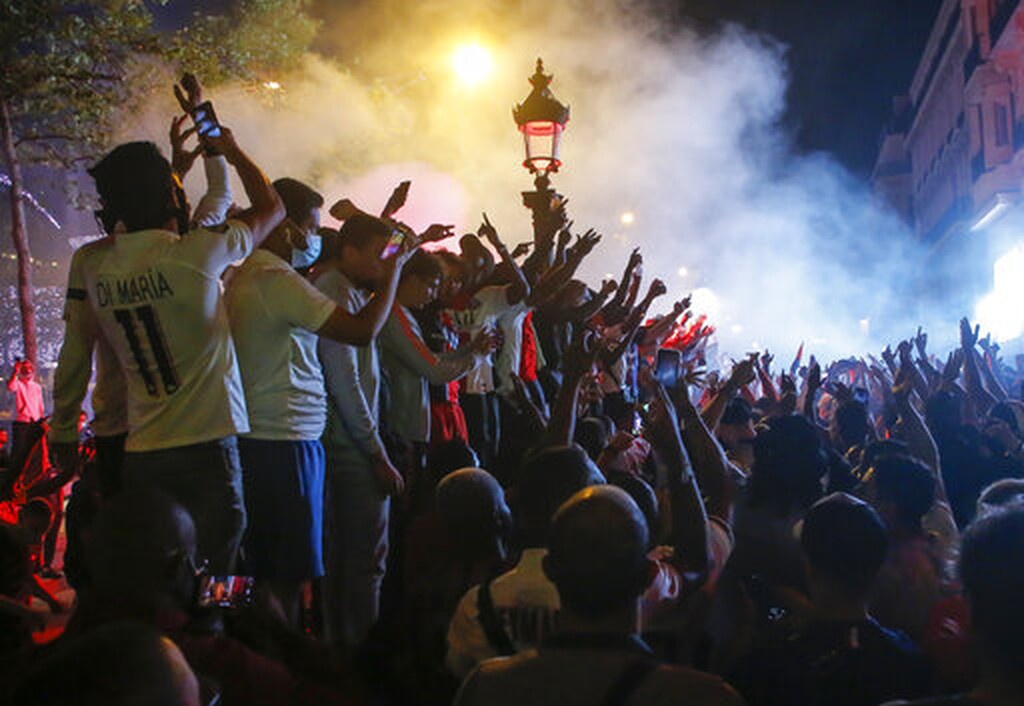 Champions League: Ένταση στο Παρίσι μετά την ιστορική πρόκριση της Παρί (video+photos)