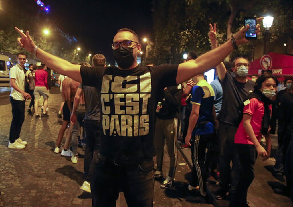 Champions League: Ένταση στο Παρίσι μετά την ιστορική πρόκριση της Παρί (video+photos)