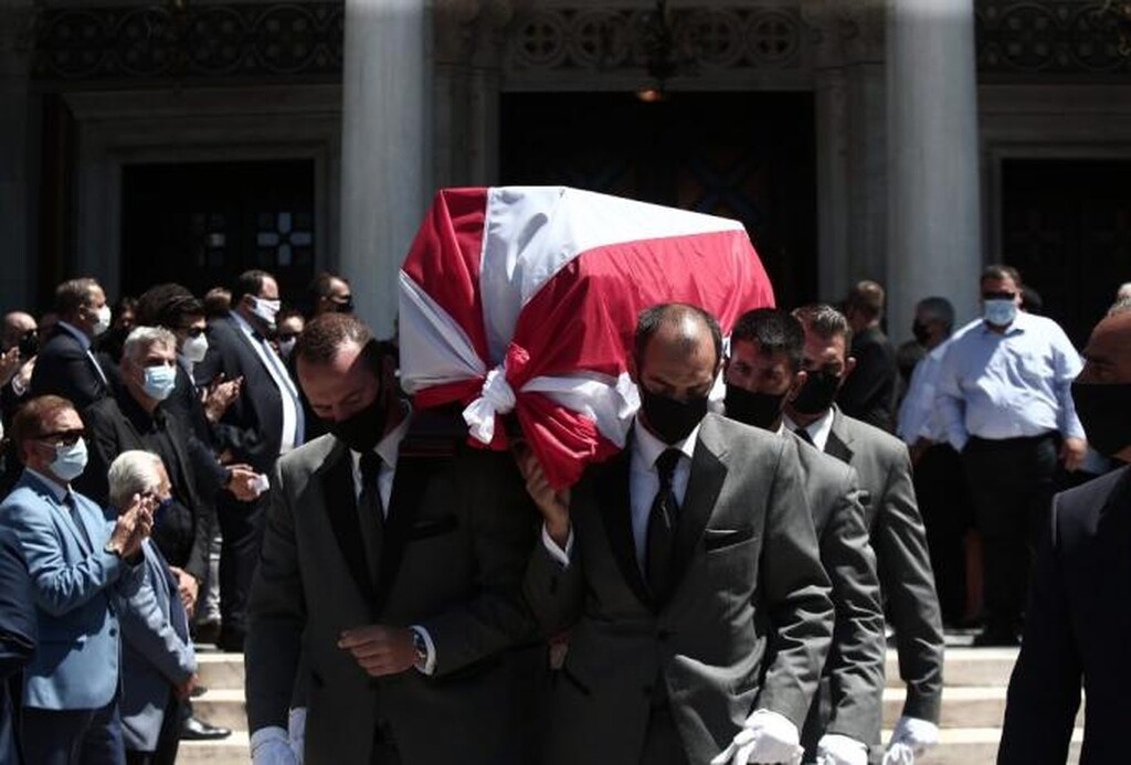 Σάββας Θεοδωρίδης: Το τελευταίο αντίο στο θρύλο του Ολυμπιακού (photos)