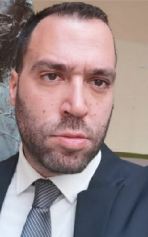 Ο δικηγόρος του Χάρι Μαγκουάιρ Κωνσταντίνος Δαρίβας