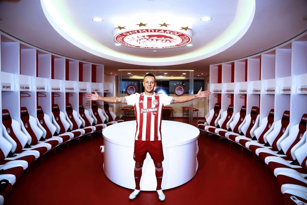 Ολυμπιακός: Ανακοίνωσε τον Ραφίνια (photos)