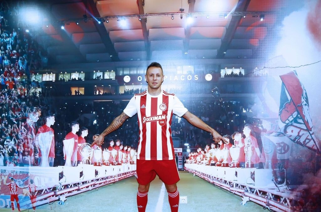 Ολυμπιακός: Ανακοίνωσε τον Ραφίνια (photos)