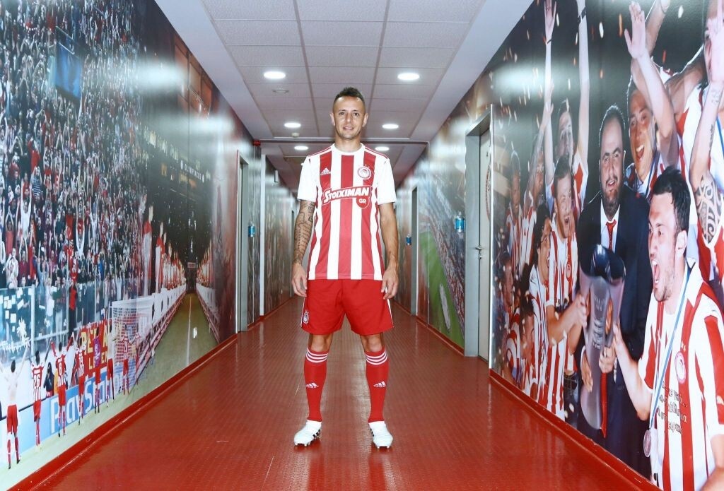 Ολυμπιακός: Ανακοίνωσε τον Ραφίνια (photos)