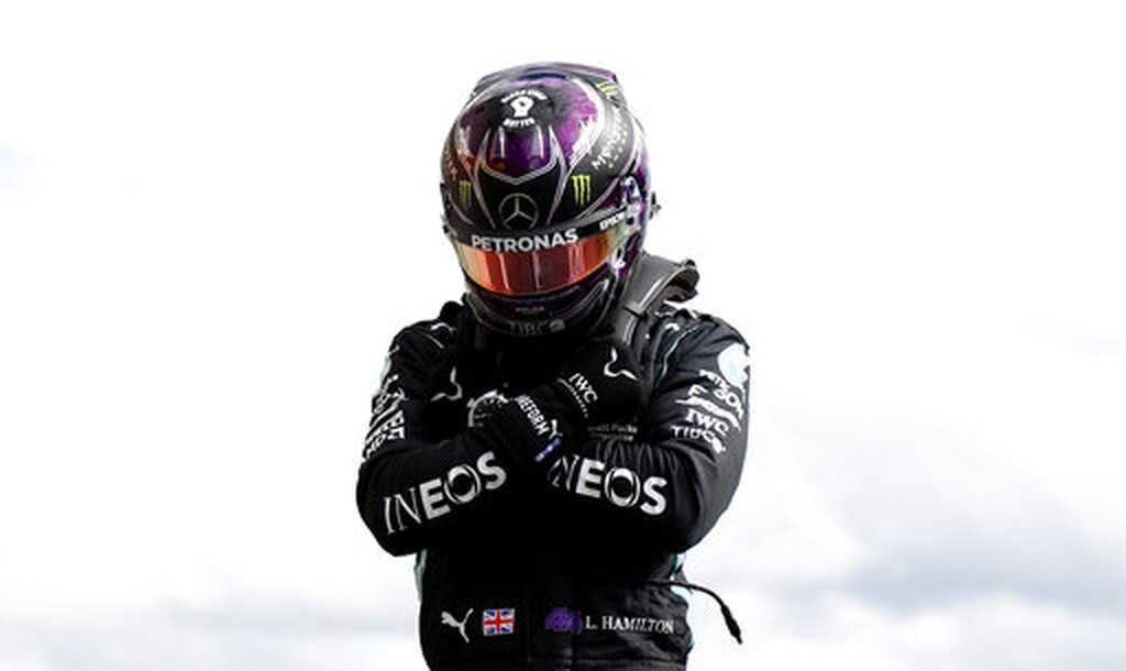 Formula 1: «Έσπασε» τα κοντέρ ο Χάμιλτον και τίμησε τον Μπόουζμαν (photos)