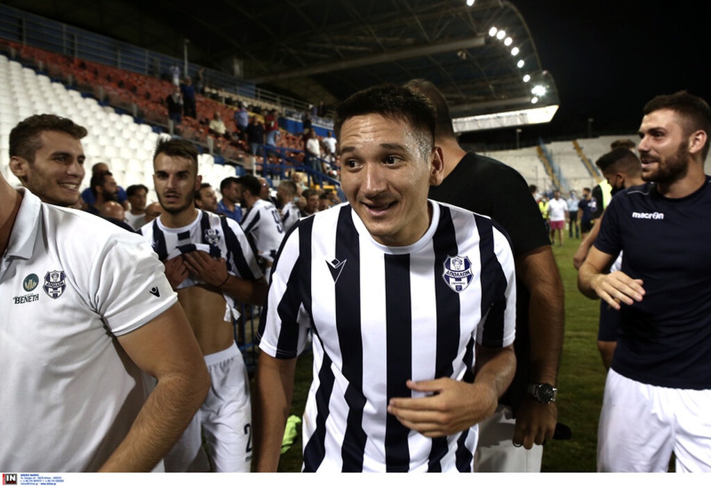 Απόλλων Σμύρνης: Οι πανηγυρισμοί και το fair play (photos)