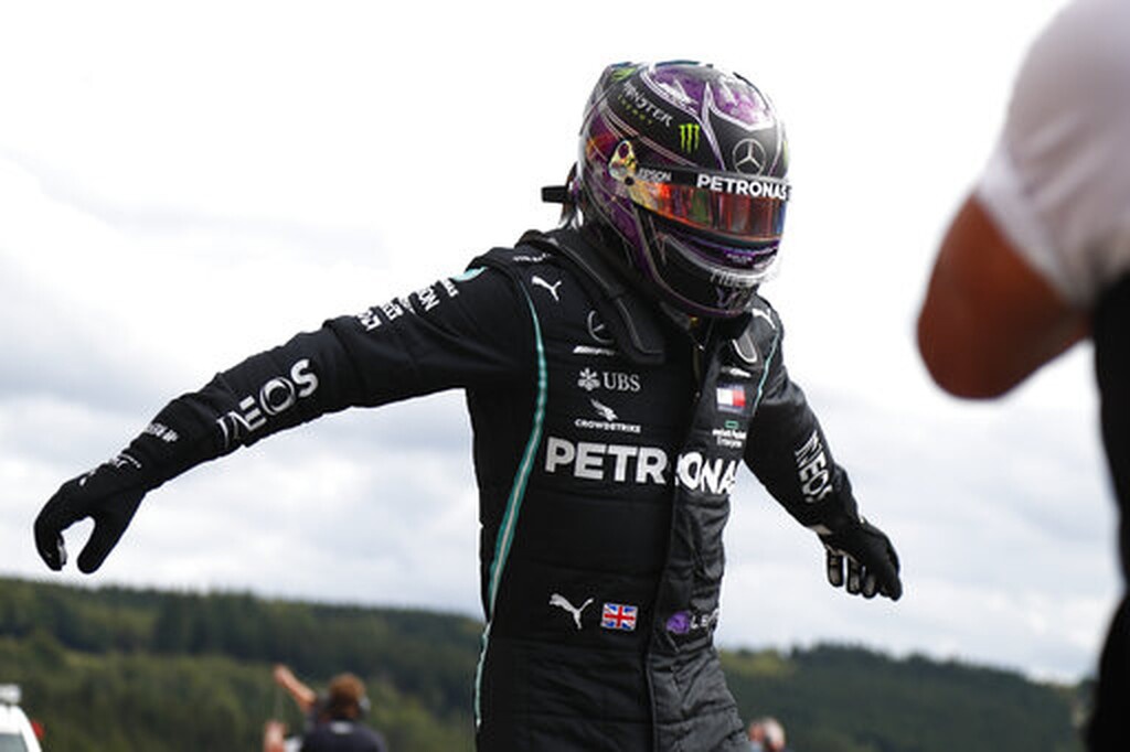 Formula 1: «Έσπασε» τα κοντέρ ο Χάμιλτον και τίμησε τον Μπόουζμαν (photos)