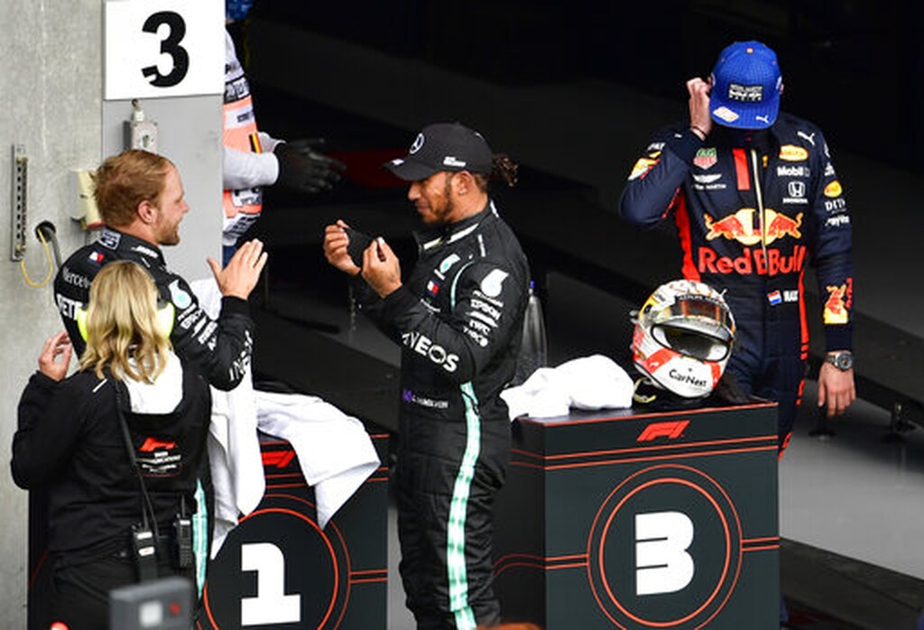 Formula 1: Εύκολα και ωραία ο Χάμιλτον (photos)