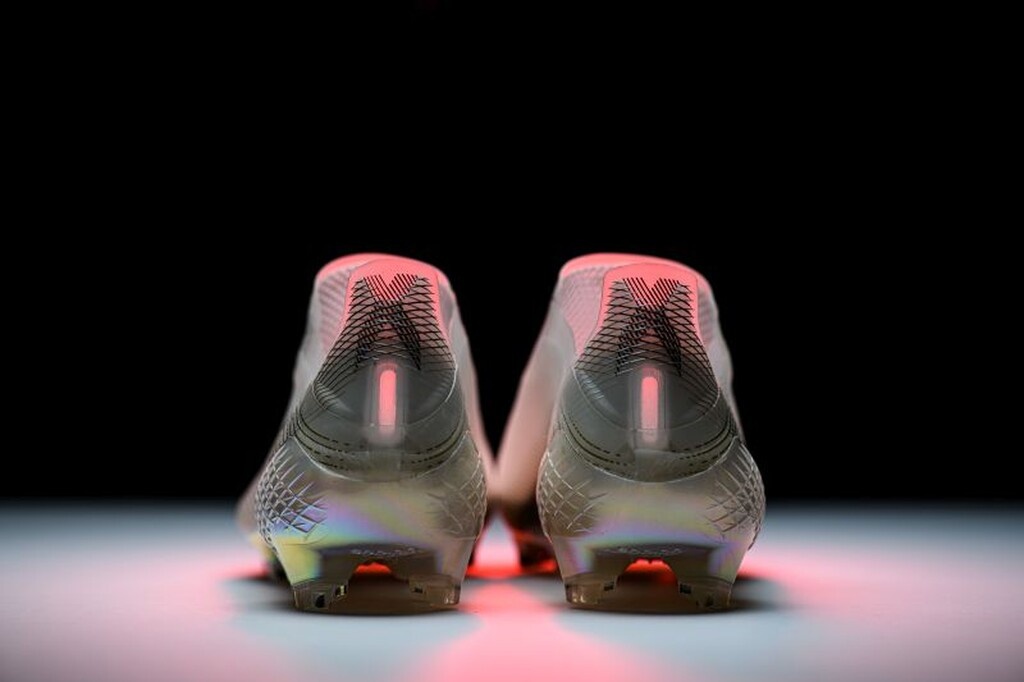Το νέο X GHOSTED από την adidas φέρνει άλλα επίπεδα ταχύτητας στο ποδόσφαιρο!