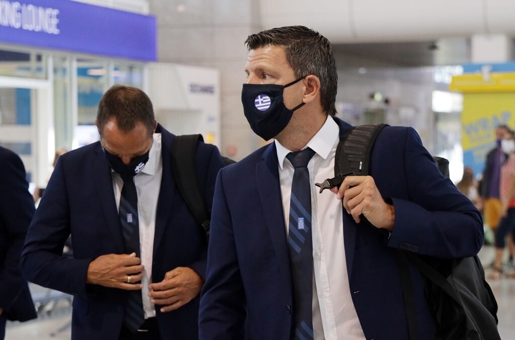 Εθνική Ελλάδας: Η αναχώρηση για Σλοβενία και η νέα φανέλα (photos)