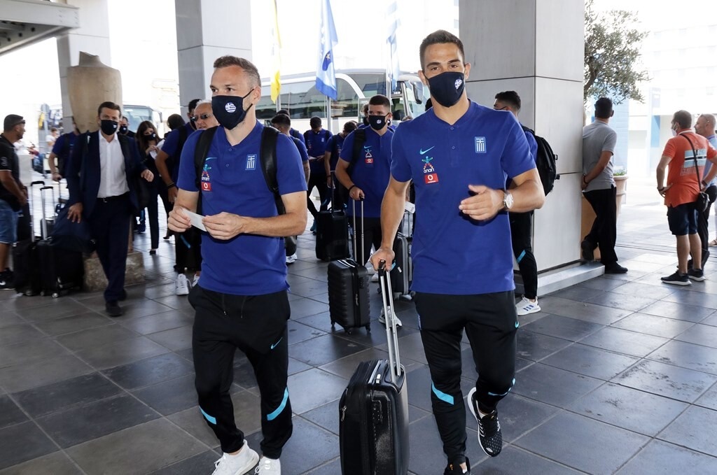 Εθνική Ελλάδας: Η αναχώρηση για Σλοβενία και η νέα φανέλα (photos)